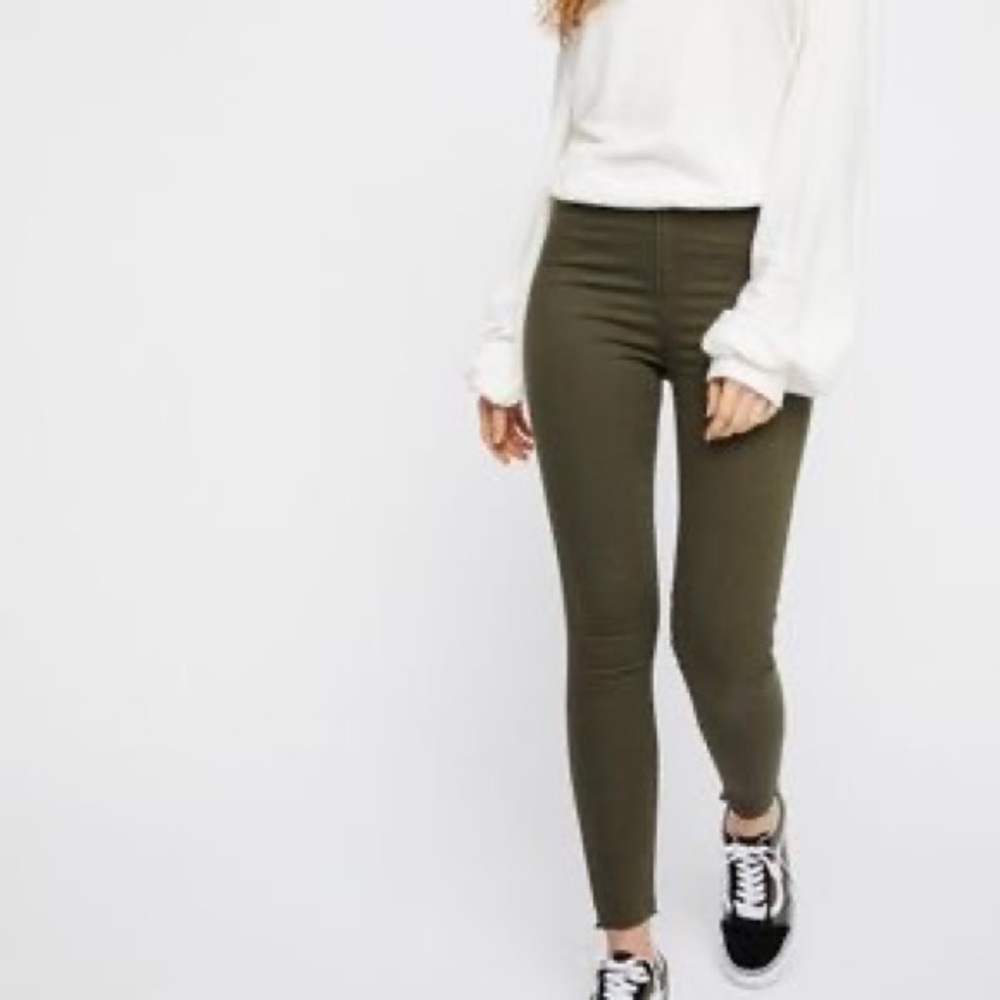 FREE PEOPLE Easy Goes It Denim Legging